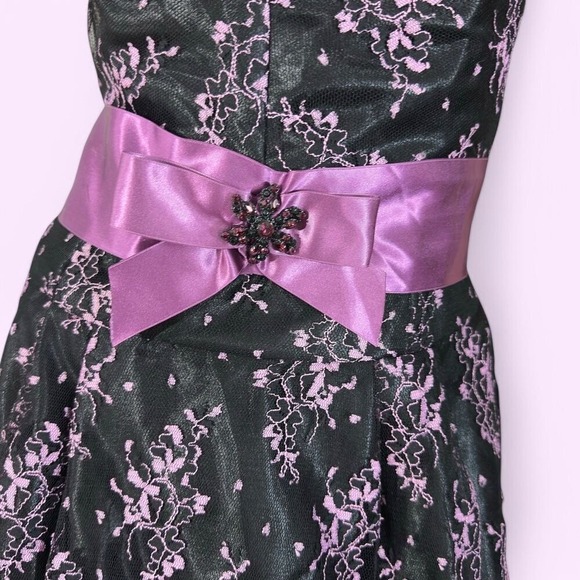 Vintage 90s Strapless Mini Dress | Black Lace & Purple Satin | Gothic Glam Small - Picture 4 of 8